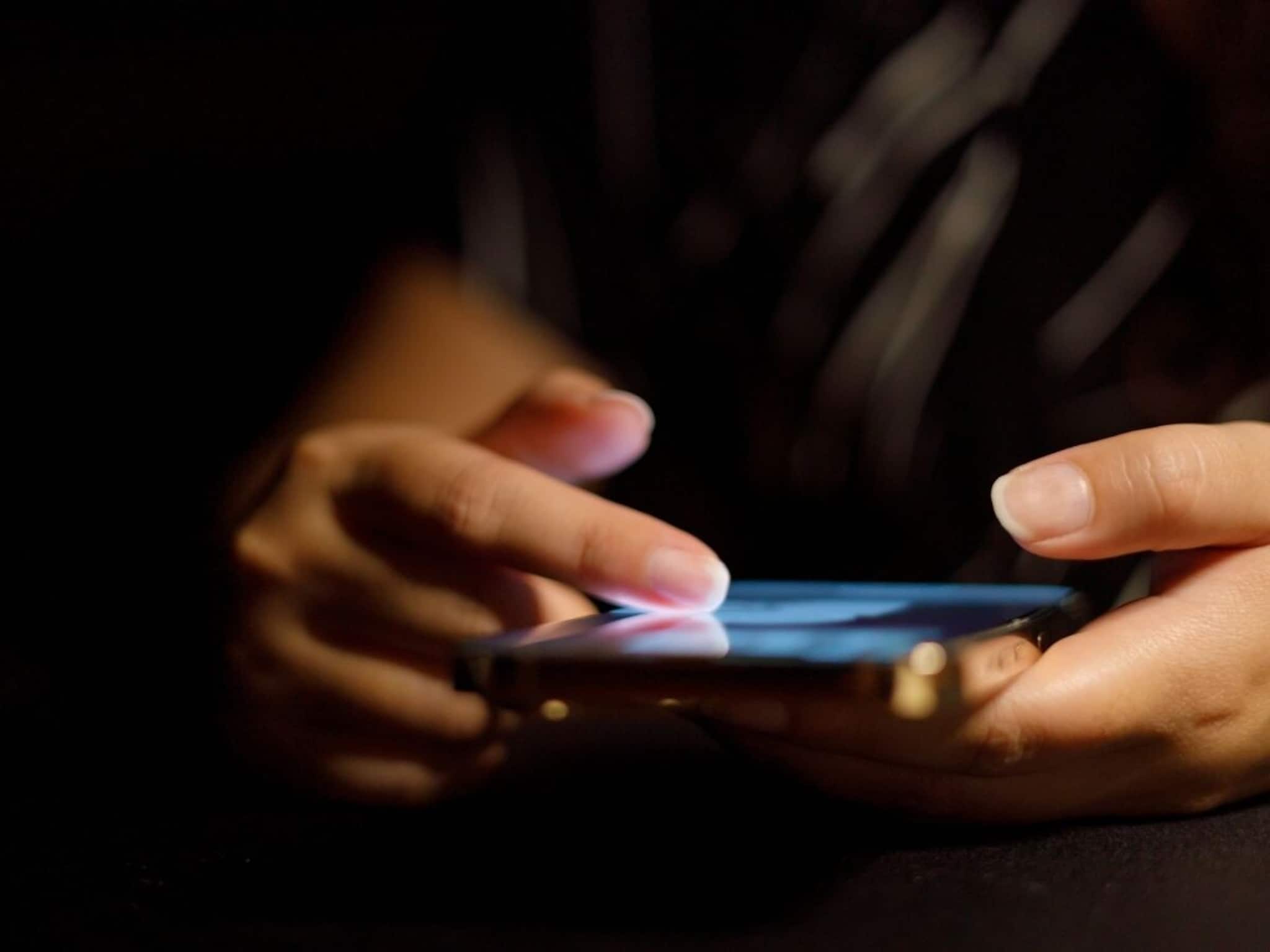 মহিলা প্রকল্পের টাকা ঢুকে গেল পুরুষের অ্যাকাউন্টে! টাকা ফেরত চাইতেই রেগে লাল গ্রামবাসী!