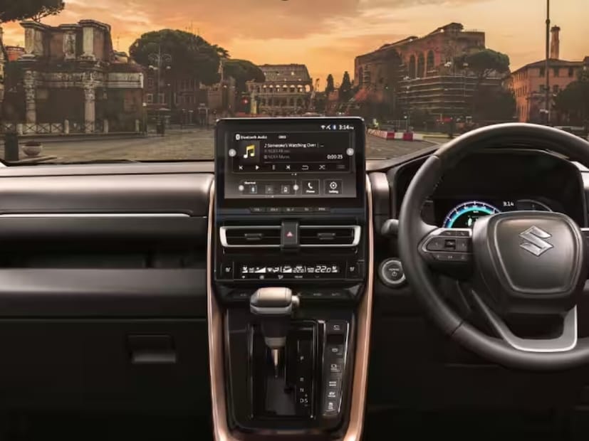  মূলত, ঘোড়ার গাড়ির চালকেরা ডানদিকে বসতেন, যাতে সামনে থেকে আসা যানবাহন স্পষ্টভাবে দেখা যায়। এতে করে চালানো আরও নিরাপদ ও সহজ হয়ে উঠত।