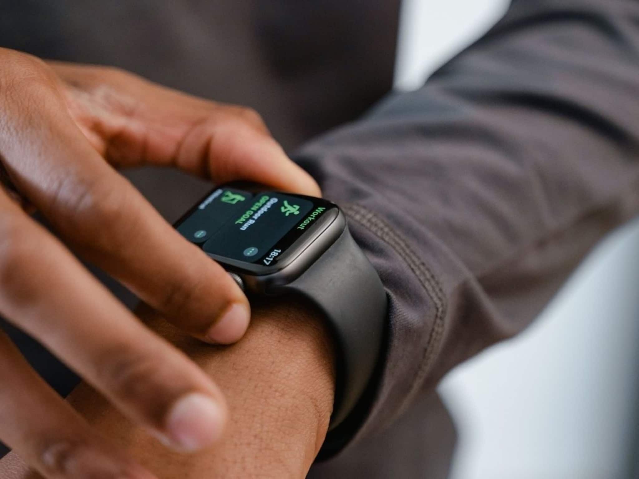 যার হাতে জন্ম অ্যাপল ওয়াচের, সেই হাতেই নেই ঘড়ি! কারণ জানলে আপনিও বদলাতে পারেন অভ্যাস যার হাতে জন্ম অ্যাপল ওয়াচের, সেই হাতেই নেই ঘড়ি! কারণ জানলে আপনিও বদলাতে পারেন অভ্যাস