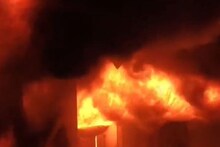 নিউ টাউনে ইকো পার্কের কাছে ঘুনি বস্তিতে ভয়াবহ আগুন! পুড়ে ছাড়খার সব, দেখুন ভিডিও