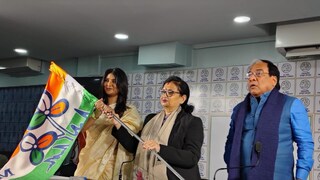 তৃণমূলে যোগ দিলেন অভিনেত্রী পার্নো মিত্র!