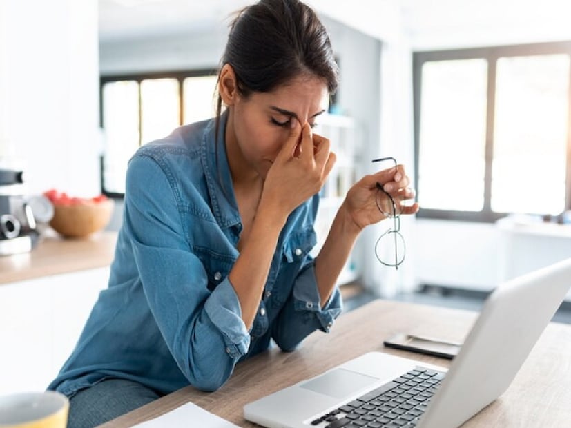 প্রতিদিন শরীরে অন্তত ১০-১৫ মিনিটের সরাসরি সূর্যালোক প্রয়োজন। কিন্তু তা বেশিরভাগেরই করা সম্ভব হয় না। ফলে ভিটামিন ডি-র অভাবে নানা রোগ ধরে ফেলে শরীর।