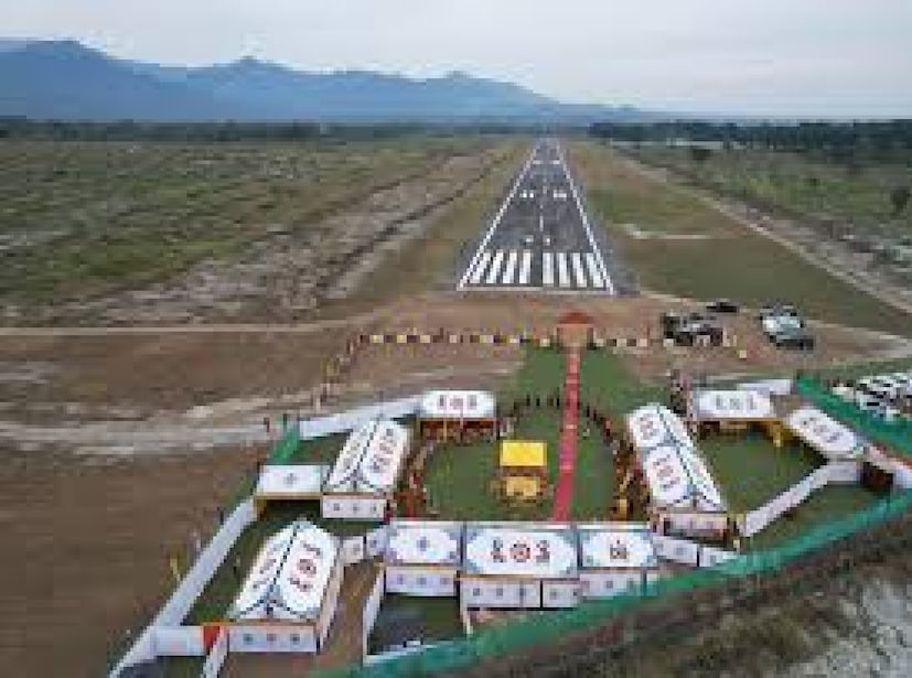 উড়ানে একমুখী টিকিটের দাম ৫,৫০০ থেকে ৩৫ হাজার টাকা পর্যন্ত। ট্যুর অপারেটর সংস্থাগুলো সূত্রে জানা গিয়েছে, কয়েক বছর থেকে ভারতীয় পর্যটকদের বড় অংশ ভুটান ভ্রমণে যাচ্ছে। ক্রমশ সেই ঝোঁক বাড়ছে। 