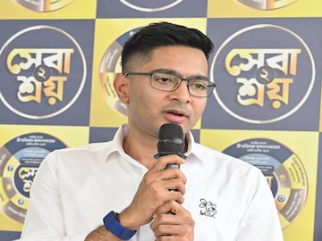 রোহিঙ্গা ইস্যুতে বিজেপিকে আক্রমণ অভিষেক বন্দ্যোপাধ্যায়ের (File Photo) রোহিঙ্গা ইস্যুতে বিজেপিকে আক্রমণ অভিষেক বন্দ্যোপাধ্যায়ের (File Photo)