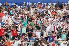 অ্যাশেজে  বক্সিং ডে টেস্টের প্রথম দিনে তৈরি হল ইতিহাস! প্লেয়ার নয় রেকর্ড গড়ল দর্শকরা