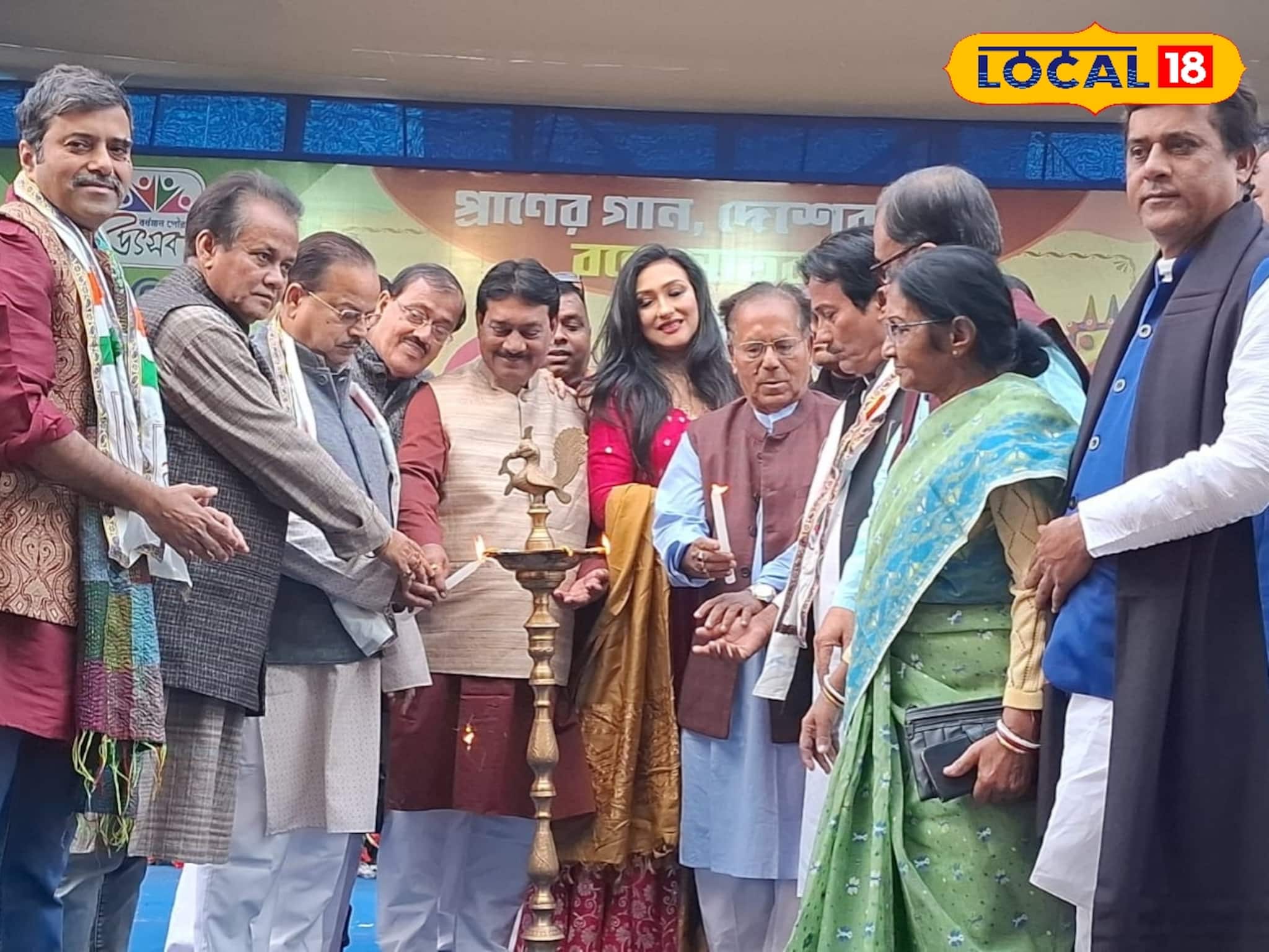 বন্দেমাতরমের ১৫০ বছরে সেজে উঠল পৌর উৎসব ২০২৫! বঙ্কিমচন্দ্রের উত্তরসূরির হাতে উদ্বোধন