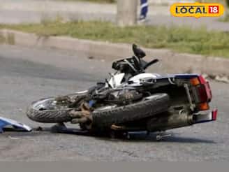 পিকআপ ভ্যানের দৌরাত্ম্য! বাইকের সঙ্গে মুখোমুখি ধাক্কা, বেপরোয়া গতির বলি তরুণ চালক