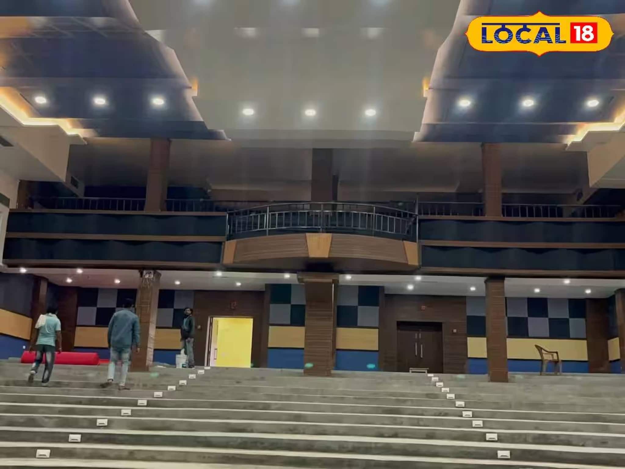 রামপুরহাটবাসীর দীর্ঘ অপেক্ষার অবসান! ৯ বছর পর ফের খুলছে ‘রক্তকরবী’র দরজা রামপুরহাটবাসীর দীর্ঘ অপেক্ষার অবসান! ৯ বছর পর ফের খুলছে ‘রক্তকরবী’র দরজা