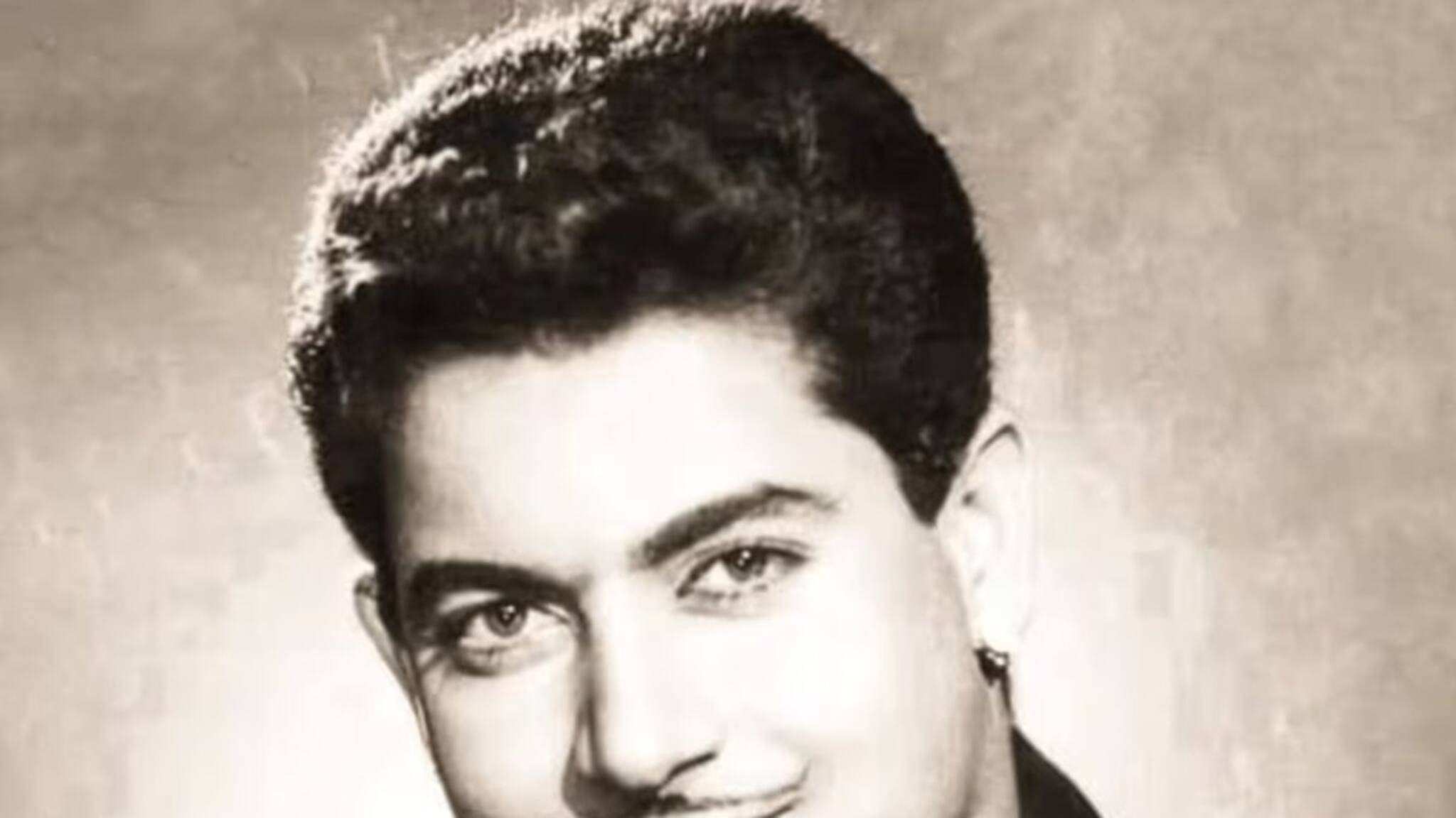 শুধু স্ক্রিপ্ট লেখা নয়, অভিনয়ও করেছেন বহু ছবিতে, যৌবনে আগুন ঝরাত রূপ ! সলমন খানের বাবা সেলিম খানের কেরিয়ার ছবির চেয়েও রোমাঞ্চকর