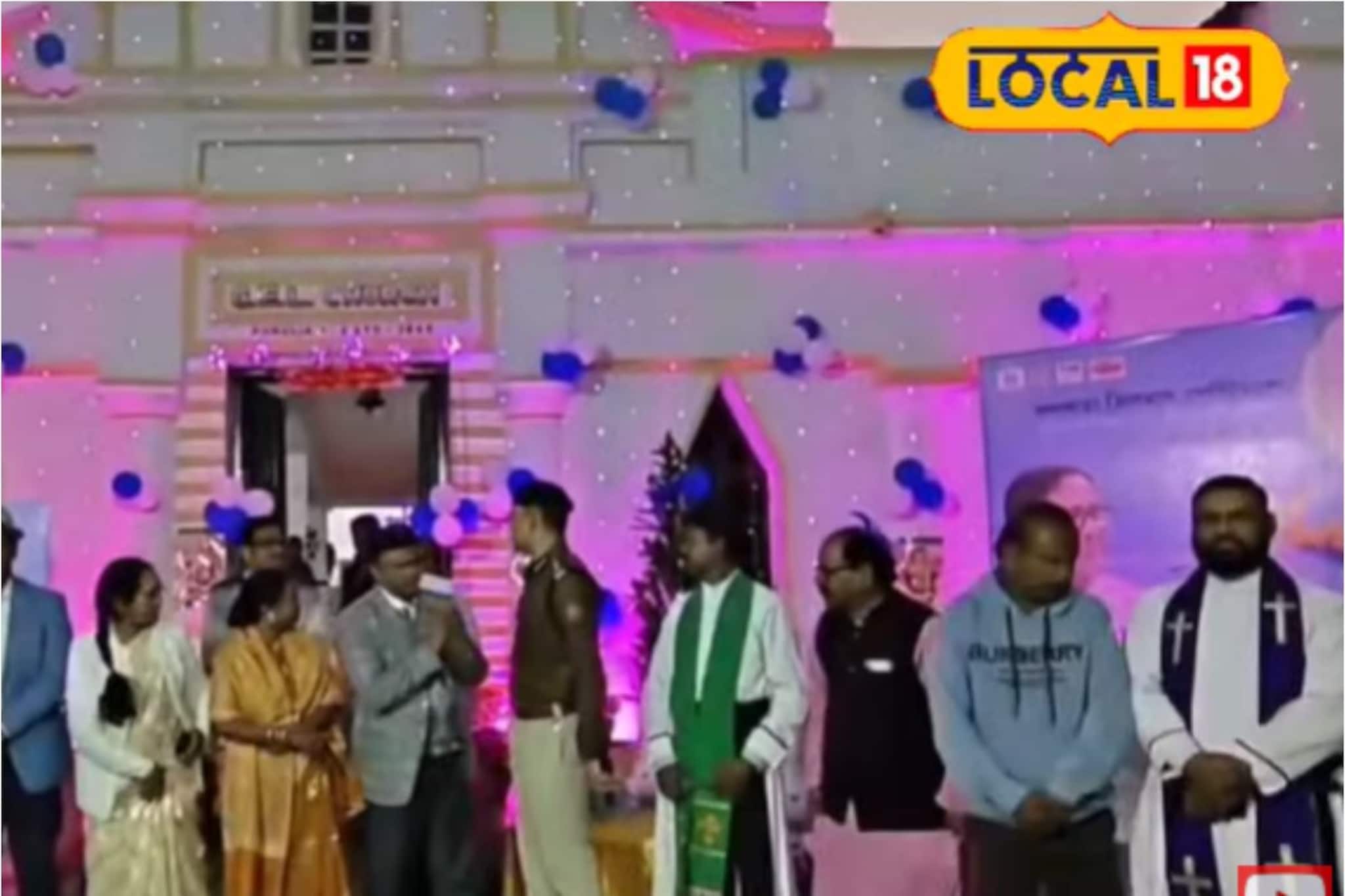 Chrirstmas 2025: চোখ ধাঁধানো আয়োজন! পুরুলিয়ায় শুরু বড়দিনের উৎসব Chrirstmas 2025: চোখ ধাঁধানো আয়োজন! পুরুলিয়ায় শুরু বড়দিনের উৎসব