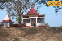 Jalpaiguri News: বিধায়কের প্রতিশ্রুতি পূরণ! জাগ্রত লোটাদেবী মায়ের মন্দিরে যাওয়ার জন্য তৈরি নিরাপদ ফুটব্রিজ, দুর্গম পথের দুশ্চিন্তা থেকে মুক্তি