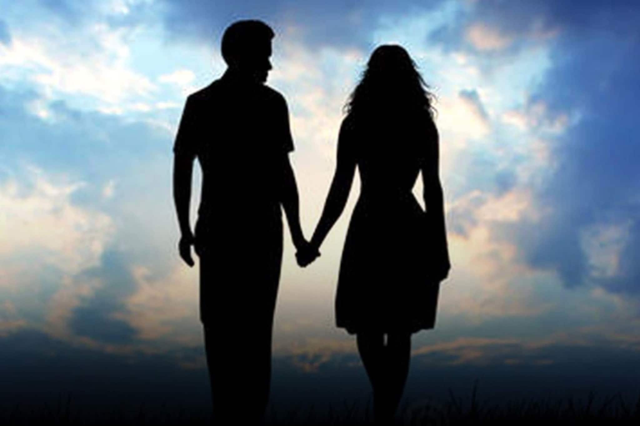 দু মাস আগে বিয়ে, শ্রীলঙ্কায় মধুচন্দ্রিমা!দু দিনের ব্যবধানে নিজেদের শেষ করলেন বেঙ্গালুরুর