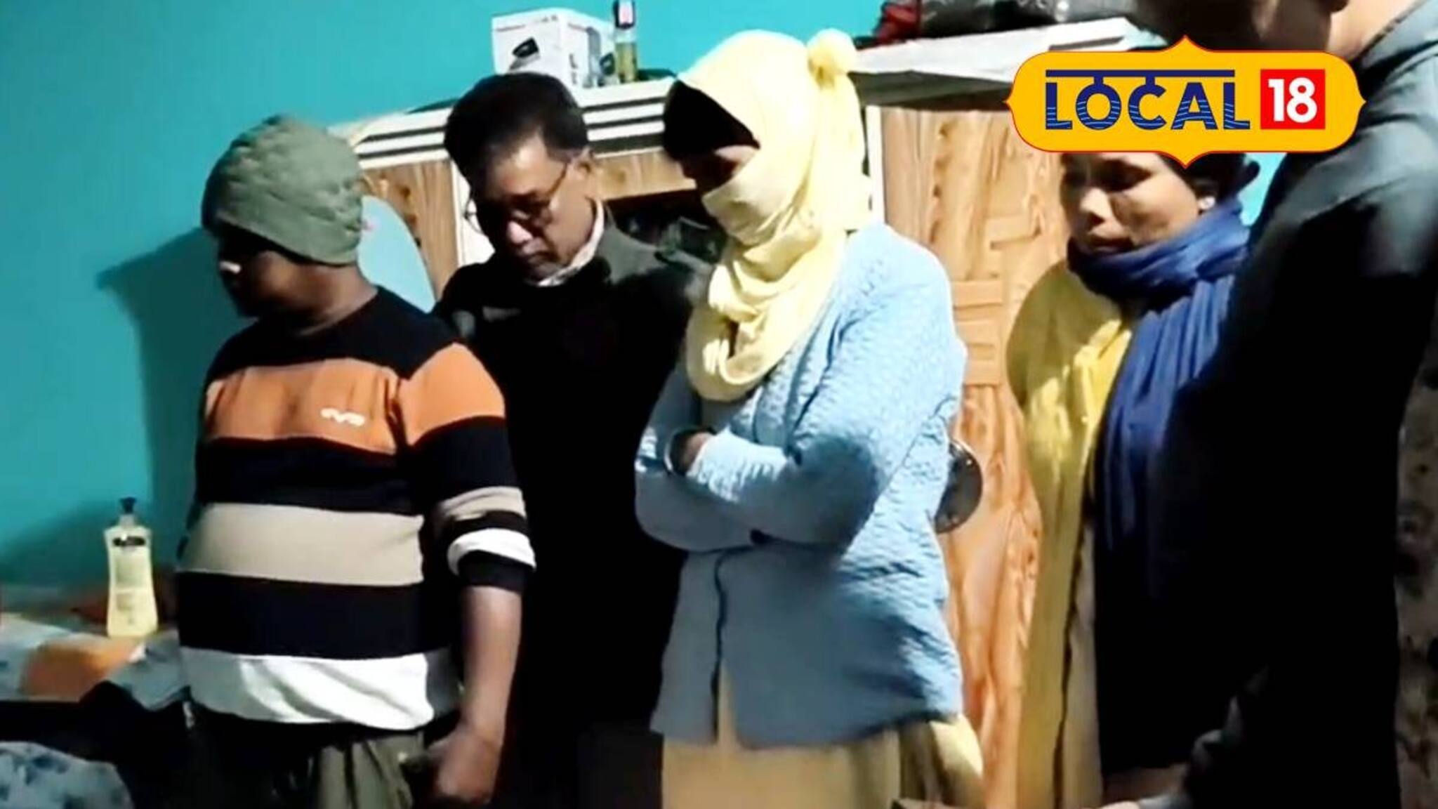 শৌচাগারের সাব ট্যাঙ্কে মাদক লুকিয়ে ব্যবসা! পুলিশের অভিযানে মহিলা মাদক ব্যবসায়ী গ্রেফতার