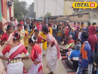 স্কুলে পড়ুয়া টানতে মাস্টারস্ট্রোক! অন্যদেরও দিশা দেখাচ্ছে বর্ধমানের প্রাথমিক বিদ্যালয়