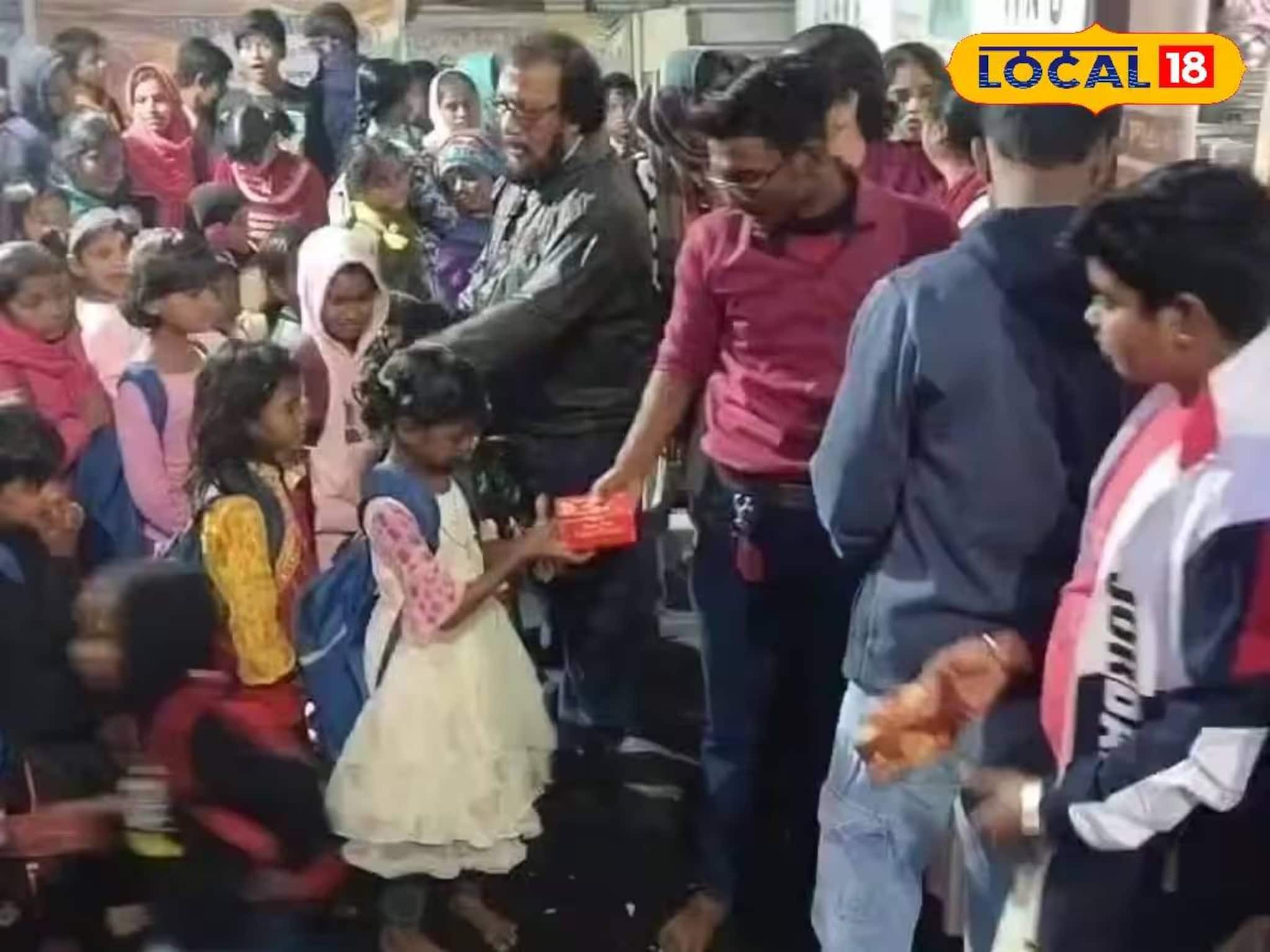 দাদুর স্মৃতিতে আস্ত ফাউন্ডেশন! হাতখরচের টাকা বাঁচিয়ে জনসেবায় মত্ত ১৮ বছরের স্বরূপ