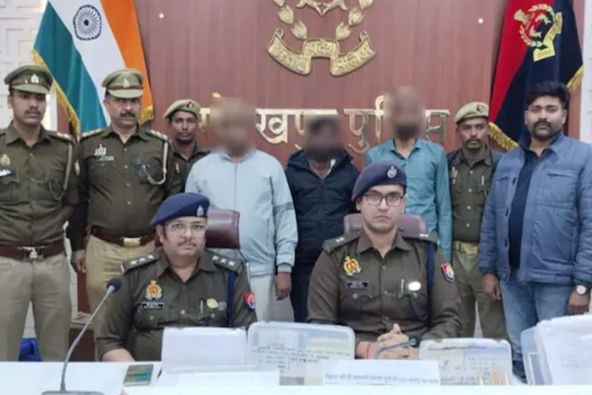 ৫০০ কোটি টাকার টেন্ডারের জন্য পাঁচতারায় আপ্যায়ণ ! সুন্দরী আর দেহরক্ষীতে পরিবৃত ভুয়ো আইএএস ৫০০ কোটি টাকার টেন্ডারের জন্য পাঁচতারায় আপ্যায়ণ ! সুন্দরী আর দেহরক্ষীতে পরিবৃত ভুয়ো আইএএস