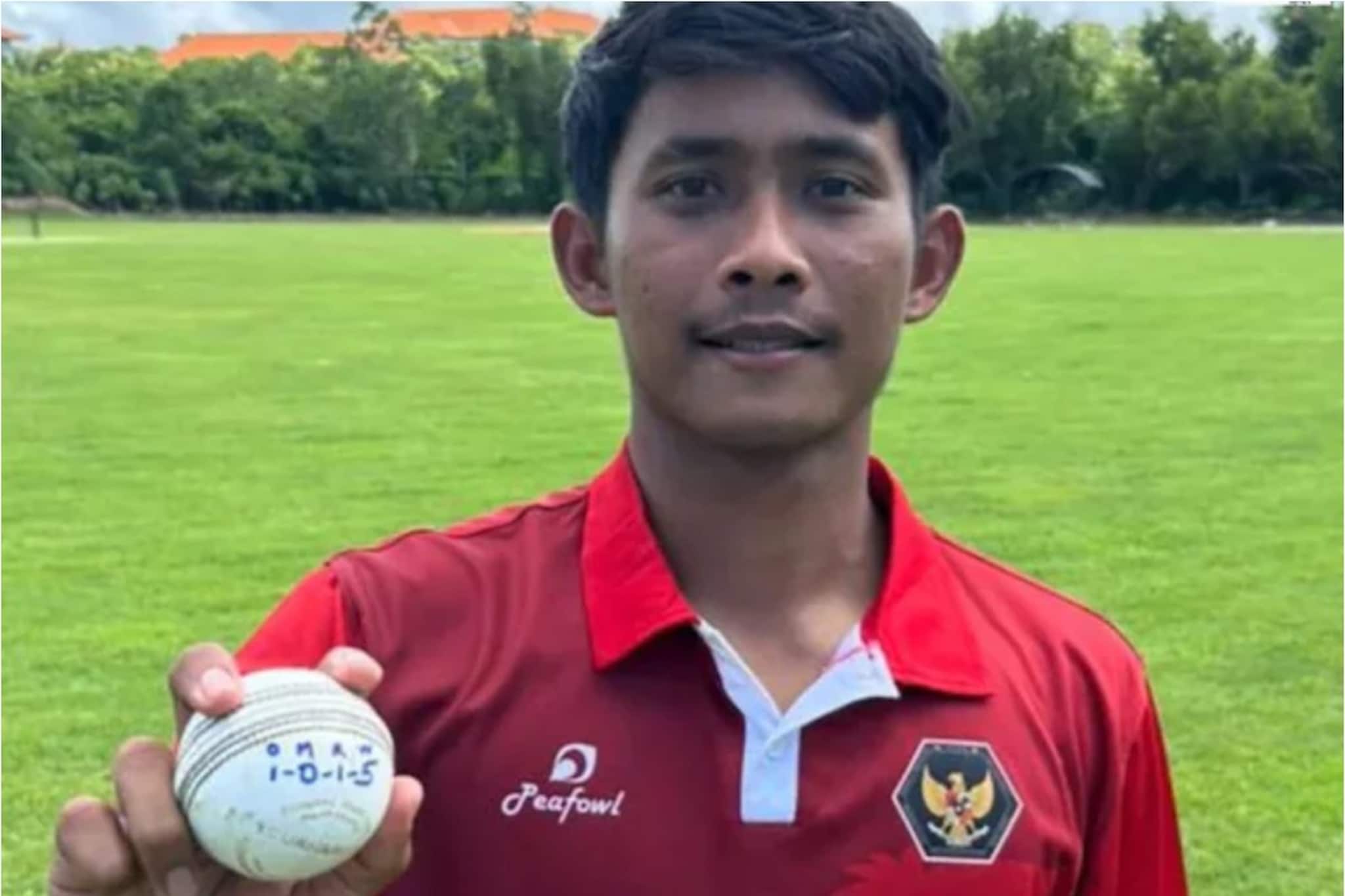 আন্তর্জাতিক টি-২০ ম্যাচে হ্যাটট্রিক সহ ওভারে ৫ উইকেট, ইতিহাস লিখলেন তরুণ বোলার