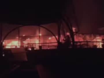 গোয়ার নাইটক্লাবে বিস্ফোরণ-আগুনে ২৫ জন নিহত, তদন্ত চলছে গোয়ার নাইটক্লাবে বিস্ফোরণ-আগুনে ২৫ জন নিহত, তদন্ত চলছে