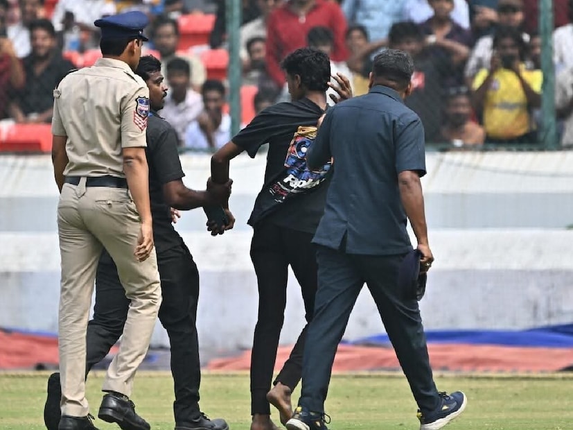 কামব্যাকেই বরোদাকে জেতালেন হার্দিক পান্ডিয়া। তাও সেটা অভিষেক শর্মার ঝড় থামিয়ে। হায়দরাবাদে প্রথমে ব্যাট করে পঞ্জাব করে ২২২ রান। আগের ম্যাচে ইতিহাস গড়ে সেঞ্চুরির পর এদিন অভিষেক ১৯ বলে ৫০ রান করেন। তবে ম্যাচটা তারা জিততে পারেনি।