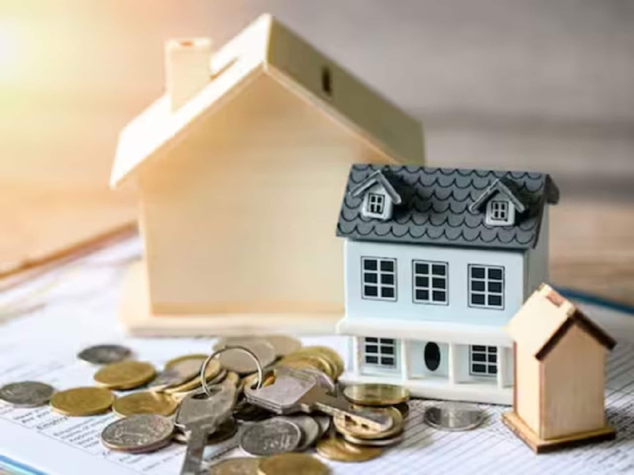 মধ্যবিত্তদের জন্য বাড়ি কেনা কেন ক্রমশ কঠিন হয়ে উঠছে? আয় বেড়েছে, তবুও সমস্যা!