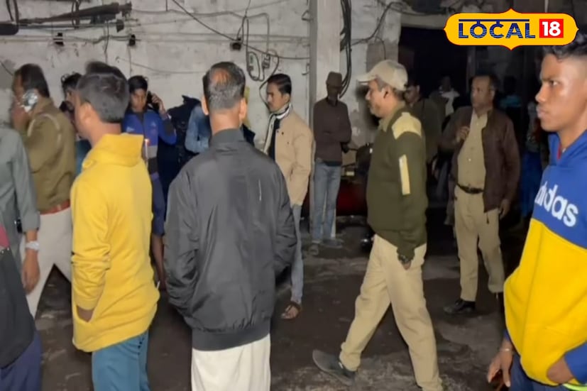 বর্তমানে চারজনকেই এসএসকেএম হাসপাতালে ভর্তি করা হয়েছে। বিস্ফোরণে গুরুতর আহত কারখানার মালিক রবি কুমার মাহাতো ও কারখানার কর্মী নজরুলের অবস্থা অত্যন্ত সংকটজনক। 