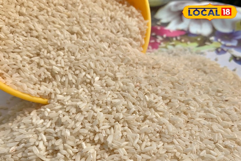 ফর্টিফায়েড চালের পুষ্টিগুণ বাড়াতে বিশেষ প্রক্রিয়া অনুসরণ করা হয়। চাল কলের মধ্যে ভেঙে যাওয়া চালগুলো একেবারে ভেঙে পেস্টে রূপান্তরিত করা হয়। এর পর সেই চালের পেস্টে মেশান হয় ভিটামিন ও খনিজ। মূলত এই চালের মধ্যে মেশানো হয় আয়রন, ফলিক অ্যাসিড এবং ভিটামিন বি-কমপ্লেক্স। 