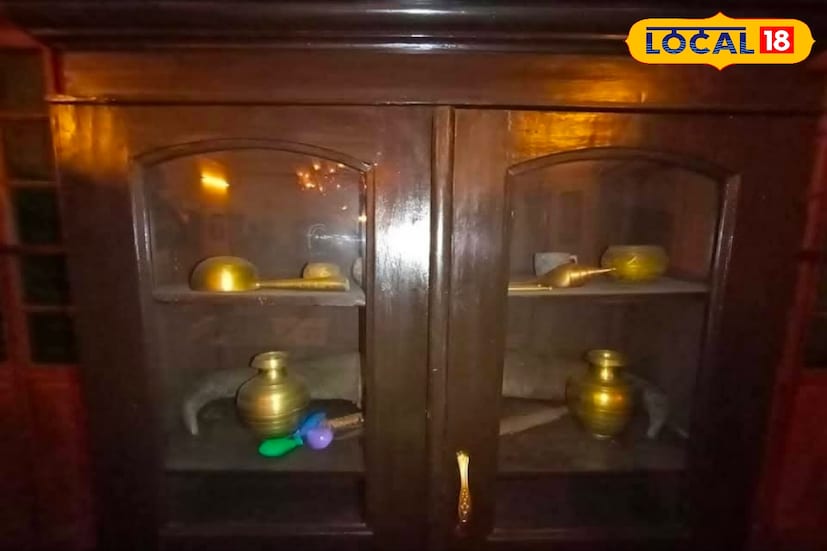 মরাঠা থেকে দুর্দান্ত বর্গীর দল চৌথ আদায়ের জন্য তখন বার বার হানা দিচ্ছে এ রাজ্যে। সেই সময়েই বর্গী বাহিনীর কেউ কেউ প্রচুর ধনসম্পত্তি অর্জন করে স্থায়ী ভাবে বঙ্গদেশে থেকে যান। 