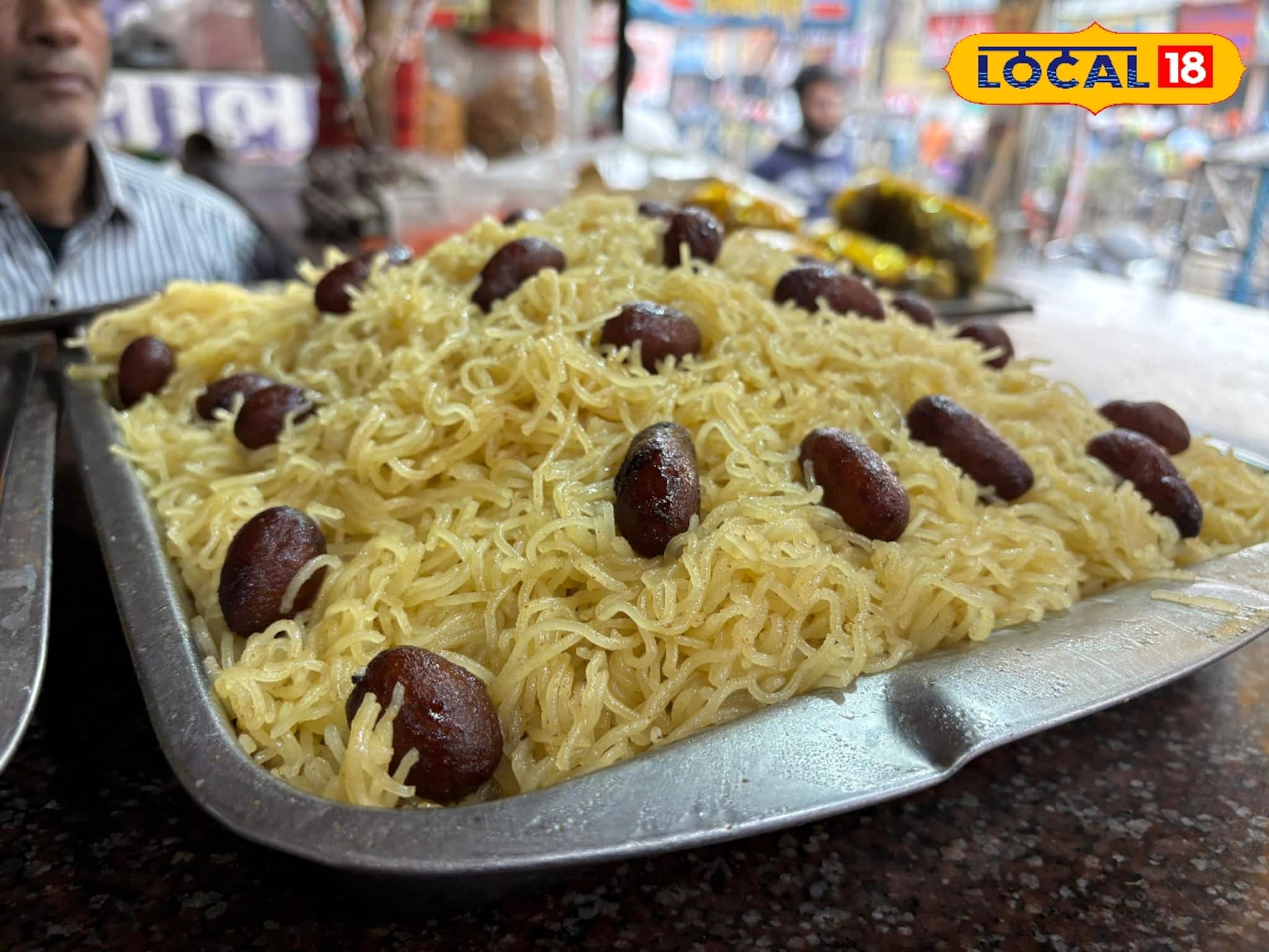 শীত মানেই বর্ধমানের নলেন গুড়ের সীতাভোগ! কীভাবে তৈরি হয় এই সুগন্ধী মিষ্টি, জানুন রেসিপি