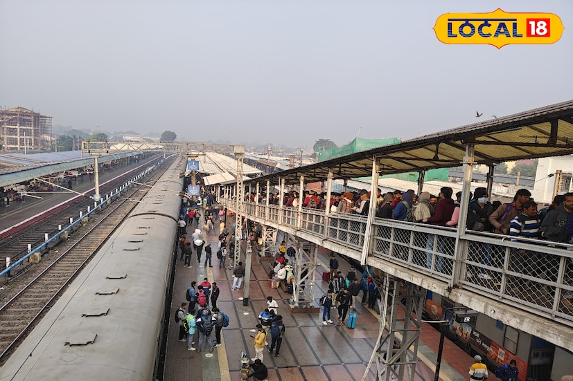 *রেললাইনের রক্ষণাবেক্ষণ, সিগন্যাল পরীক্ষা এবং নিরাপত্তা-সংক্রান্ত কিছু প্রযুক্তিগত মেরামতির কাজ একসঙ্গে সম্পন্ন করার পরিকল্পনা রয়েছে পূর্ব রেলের। এই কাজের জন্য দু’দিন পথচলা বন্ধ রাখা প্রয়োজন।