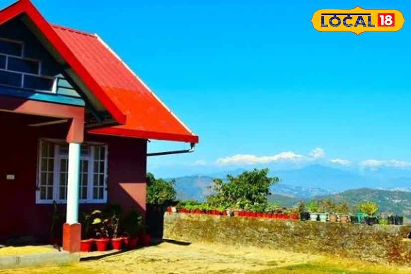 *এখানে ঘুম ভাঙে ভোরের কুয়াশায় ঢাকা পাহাড়ের শ্বাসরুদ্ধ করা দৃশ্য দেখে। গ্রামজুড়ে ছড়িয়ে থাকা কমলা বাগান, রাস্তার ধারে বুনো ফুল আর মন মাতানো নীরবতা যেন শহুরে দমবন্ধ জীবনের এক নিখুঁত ওষুধ। এখানকার লোণপোয়া, সেদ্ধ দেশি মুরগি, নেপালি ভুটে রুটি...সবই বাড়ির রান্নার সরল স্বাদে মাখা, যা পাহাড়ি আতিথেয়তার উষ্ণতা অনুভব করায়।