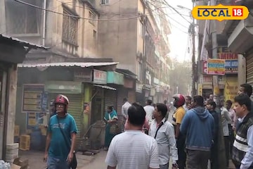 হাওড়ায় ফের অগ্নিকাণ্ড! এবার বহুতলে দাউ দাউ করে জ্বলল আগুন হাওড়ায় ফের অগ্নিকাণ্ড! এবার বহুতলে দাউ দাউ করে জ্বলল আগুন