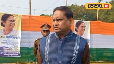 বহরমপুর স্টেডিয়ামে মাঠে হুমায়ুন কবির 