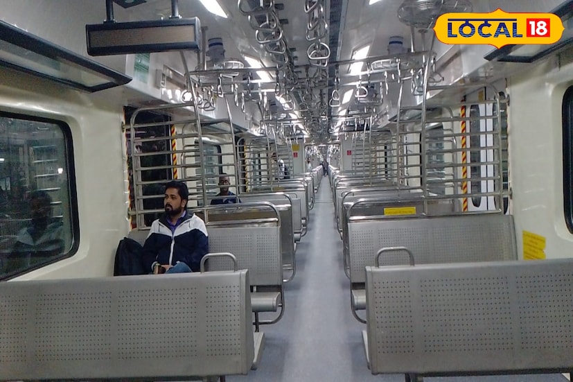 *কারণ দিনের পর দিন এসি লোকালের চাহিদা বৃদ্ধি পাচ্ছে সেই কারণে কৃষ্ণনগর কিংবা রানাঘাট থেকে এসি লোকাল ট্রেন ছাড়ার পর সেই ট্রেনে কল্যানী থেকে বসার জায়গা পাওয়া যাচ্ছে না বেশিরভাগ দিনেই।