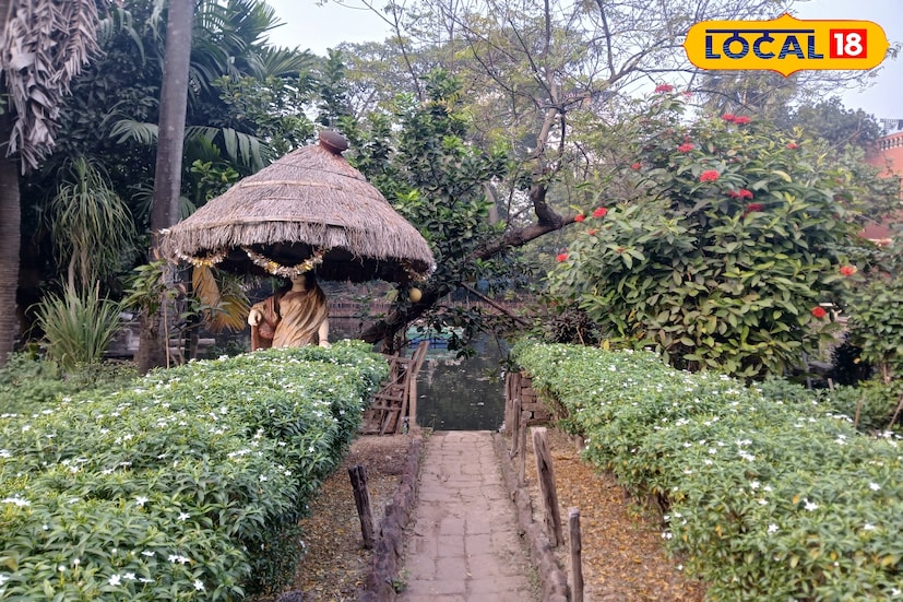 *কুসুমপুর গ্রাম এখন ছোট বড় সকলের পছন্দের একটি স্থান। বিকেল হলেই ছোট-বড় সকলে ভিড় জমাচ্ছে এই এখানে। শহরের মাঝেই সাজান এই গ্রামে খড়ের ছাউনির ঘর, তুলসীমঞ্চ-সহ বিভিন্ন মডেল, যা আরও বেশি করে মানুষের মন আকৃষ্ট করে।