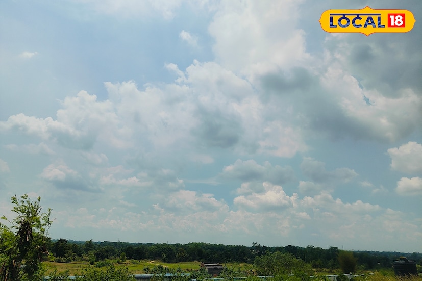 পুরুলিয়া, শর্মিষ্ঠা ব্যানার্জি: শীতের আমেজ বাড়ছে দক্ষিণের জেলা গুলিতে। জাঁকিয়ে শীত পড়েছে সর্বত্র। ধীরে, ধীরে তাপমাত্রার পারদ পতন হচ্ছে। শীত বাড়বে দক্ষিণে। পুরুলিয়া, শর্মিষ্ঠা ব্যানার্জি: শীতের আমেজ বাড়ছে দক্ষিণের জেলা গুলিতে। জাঁকিয়ে শীত পড়েছে সর্বত্র। ধীরে, ধীরে তাপমাত্রার পারদ পতন হচ্ছে। শীত বাড়বে দক্ষিণে।