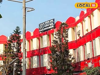 ফেলে দেওয়া 'জিনিস' বেচেই লক্ষ্মী লাভ! কোটি কোটি টাকা আয় করল মালদহ রেল ডিভিশন ফেলে দেওয়া 'জিনিস' বেচেই লক্ষ্মী লাভ! কোটি কোটি টাকা আয় করল মালদহ রেল ডিভিশন