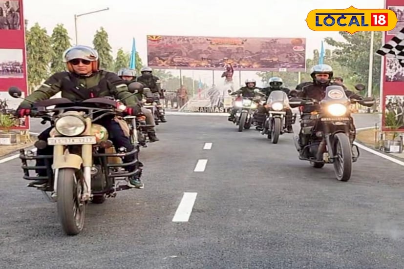 শনিবার সকালে মুর্শিদাবাদের ভারত বাংলাদেশ বর্ডার সংলগ্ন এলাকা ভ্রমণ করে কলকাতার পথে রওনা দেয়। মুর্শিদাবাদের নবগ্রাম থেকেই বেরিয়ে পড়ে সেনা বাহিনীর জওয়ানদের বিজয় র&#x200d;্যালি ২০২৫। 