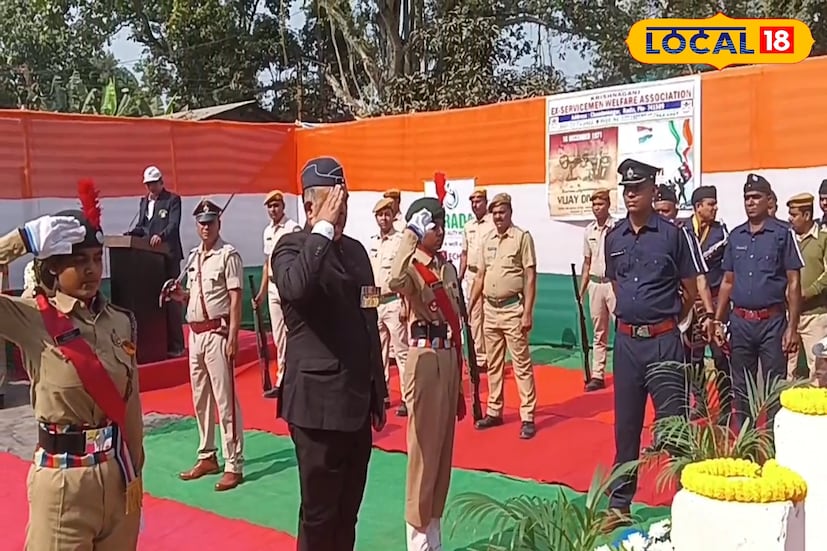 তিনি ভবিষ্যতে আর্মি ডে, স্বাধীনতা দিবস, প্রজাতন্ত্র দিবসেও নিয়মিত শ্রদ্ধা নিবেদনের উদ্যোগ অব্যাহত রাখার কথা জানান। অনুষ্ঠানে বিএসএফের উচ্চপদস্থ আধিকারিকরাও উপস্থিত ছিলেন। (ছবি ও তথ্য: মৈনাক দেবনাথ)