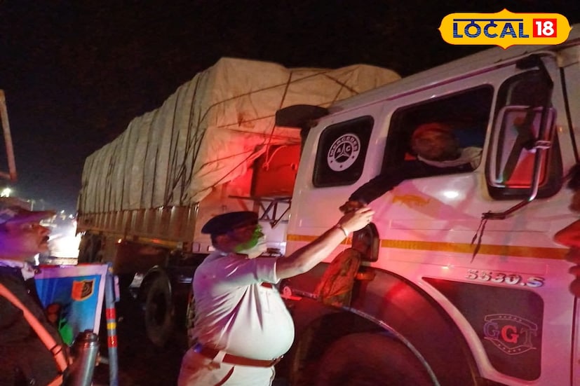 পুলিশের পক্ষ থেকে বলা হয়েছে জরুরি প্রয়োজন না থাকলে ঘন কুয়াশায় গাড়ি চালানো এড়িয়ে চলতে। ফগ লাইট ব্যবহার করতে হবে এবং গাড়ির গতি কম রাখতে হবে। এছাড়াও অন্য গাড়ির থেকে যথেষ্ট দূরত্ব বজায় রাখতে হবে। সঠিক লেনে গাড়ি চালাতে হবে।অকারণ লেন পরিবর্তন করা যাবে না।