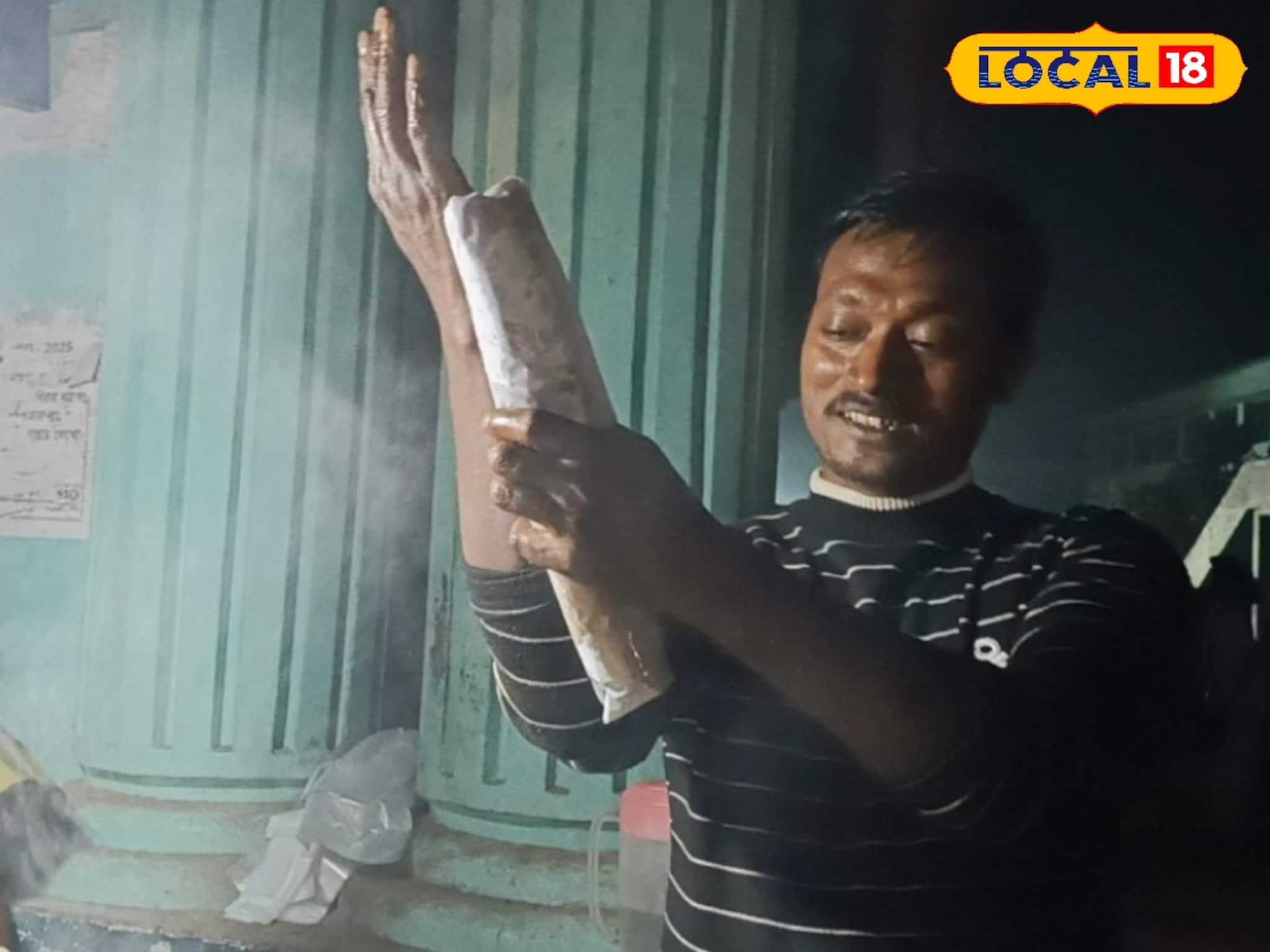 মাত্র ৩০ টাকায় এক হাত লম্বা 'এগরোল'...! কোথায় পাওয়া যাচ্ছে জানেন? বিরাট চমক