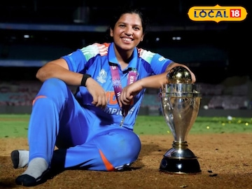 রিচা ঘোষের নামে স্টেডিয়ামের স্ট্যান্ড!