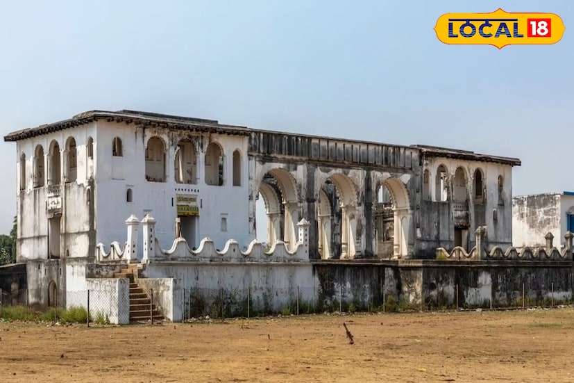 *কুশকর্ণী নদীর তীরের আদিবাসী গ্রামগুলির সৌন্দর্য, গ্রামীণ সংস্কৃতি, পাহাড় ও বনাঞ্চলের মেলবন্ধন রাজনগরকে পর্যটনের জন্য উপযুক্ত করে তোলে। তবু যোগাযোগ ব্যবস্থার দুর্বলতা, থাকার জায়গার অভাব, প্রচারের ঘাটতি ও ব্যক্তি মালিকানাধীন সম্পত্তির জটিলতা, সব মিলিয়ে রাজনগর আজ পর্যটকশূন্য।