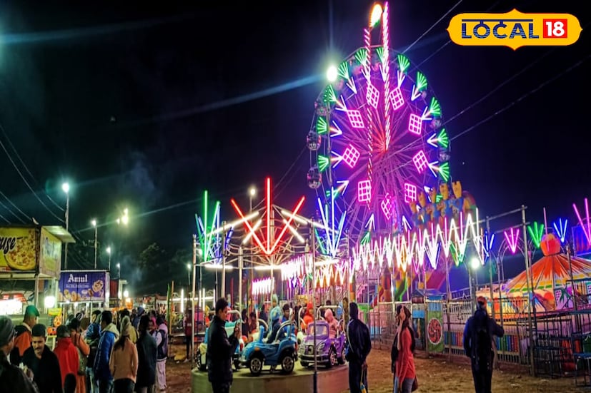 ৫ ডিসেম্বর থেকে দুর্গাপুর উৎসবের পাশাপাশি ওই ময়দানে বিশাল মেলা বসেছে। আগামী ১৫ ডিসেম্বর পর্যন্ত উৎসব চলবে। উৎসবের বিশাল মঞ্চে প্রতিদিনই উপস্থিত হচ্ছেন একের পর এক জনপ্রিয় সংগীত শিল্পীরা। সেই সব তারকারদের দেখতে অন্যান্য বছরের মতো এবারও দর্শকদের উপচে পড়া ভিড়। মেলায় বিভিন্ন ধরনের খাবারের দোকানপাটও বসেছে। শীতের আবহে খাদ্য রসিক বাঙালিরা মেলায় খাওয়াদাওয়ায় মেতে উঠেছেন। কিন্তু ওই মেলায় এবারের হিট আইটেম হয়ে উঠেছে চকোলেটের ফোয়ারা।