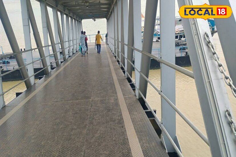 লঞ্চ স্বাস্থ্য পরীক্ষা থাকার কারণে অসুবিধা নুরপুর জলপথে। পরপর দু'দিন একটি লঞ্চ দিয়েই গাদিয়াড়া-গেঁওখালি এবং গাদিয়াড়া-নুরপুর রুটে পরিষেবা দিয়েছে হুগলি নদী জলপথ পরিবহণ সমবায় সমিতি। ফলে দিশাহারা অবস্থা যাত্রী ও পর্যটকদের। (ছবি ও তথ্য: নবাব মল্লিক)