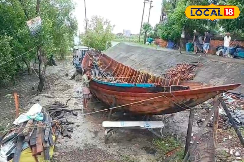 একের পর এক প্রাকৃতিক বিপর্যয়ের জেরে বিপর্যস্ত হয়ে পড়েছে সুন্দরবনের একাধিক জায়গার নদীবাঁধ। ইতিমধ্যেই রাজ্য সরকারের পক্ষ থেকে সেচ দফতরকে নির্দেশ দেওয়া হয়েছে দ্রুত বাঁধগুলিকে মেরামতি করতে। সুন্দরবনের জীব বৈচিত্র্যের টানে দূর-দূরান্ত থেকে ছুটে আসে মানুষ। সুন্দরবন দিবসের মাধ্যমে সুন্দরবনের জীববৈচিত্র্য ও সুন্দরবনের ভারসাম্য রক্ষা করাটাই মূল লক্ষ্য।
