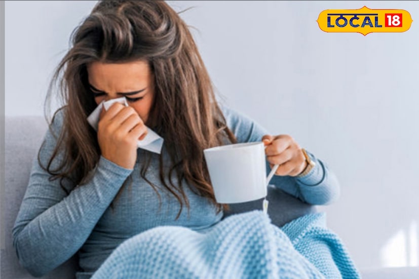 শীত পড়তেই গলা ব্যথা, শুকনো কাশি আর অস্বস্তি বাড়তে থাকে অনেকেরই। আবহাওয়ার হঠাৎ পরিবর্তন, ধুলোবালি ও ঠান্ডা-কাশির জীবাণু গলায় সংক্রমণ তৈরি করে। ফলে কথা বলতে অসুবিধা, খাবার গিলতে ব্যথা, সারা শরীরে ক্লান্তি-- সব মিলিয়ে দৈনন্দিন কাজে প্রভাব পড়ে। চিকিৎসকের পরামর্শ জরুরি হলেও, ঘরোয়া কিছু প্রতিকার দ্রুত আরাম দিতে কার্যকর। শীত পড়তেই গলা ব্যথা, শুকনো কাশি আর অস্বস্তি বাড়তে থাকে অনেকেরই। আবহাওয়ার হঠাৎ পরিবর্তন, ধুলোবালি ও ঠান্ডা-কাশির জীবাণু গলায় সংক্রমণ তৈরি করে। ফলে কথা বলতে অসুবিধা, খাবার গিলতে ব্যথা, সারা শরীরে ক্লান্তি-- সব মিলিয়ে দৈনন্দিন কাজে প্রভাব পড়ে। চিকিৎসকের পরামর্শ জরুরি হলেও, ঘরোয়া কিছু প্রতিকার দ্রুত আরাম দিতে কার্যকর।