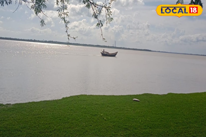 বাগনান বেনাপুর মানুষের আকর্ষণের মূল কারণ সৌন্দর্যে মোড়া নদীর চর। সবুজের মলাটে মোড়া চর, তার মাঝে দাঁড়িয়ে রয়েছে বাবলা গাছ। সৌন্দর্য চাক্ষুষ করতে এবং শুদ্ধ বাতাসের টানেই অসংখ্য মানুষ এখানে হাজির হচ্ছে প্রতিদিন। 