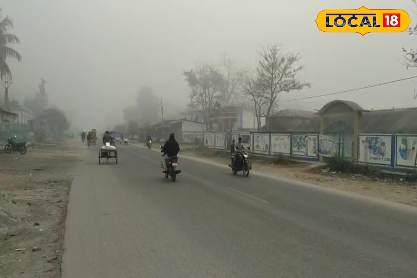 সব মিলিয়ে উত্তরবঙ্গে এই মুহূর্তে শুষ্ক ও স্থিতিশীল আবহাওয়ার পরিস্থিতি বজায় রয়েছে। বৃষ্টির সম্ভাবনা না থাকলেও কুয়াশার কারণে সকালে কিছুটা সমস্যা হতে পারে। আবহাওয়া দফতরের পরামর্শ অনুযায়ী, ভোরের দিকে যাতায়াতের ক্ষেত্রে বাড়তি সতর্কতা অবলম্বন করার আহ্বান জানানো হয়েছে। ছবি ও তথ্য : ঋত্বিক ভট্টাচার্য