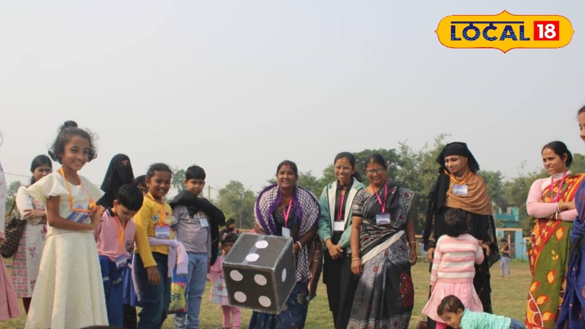 বইয়ের পড়া বাদ দিয়ে এভাবে পড়াশোনার পাঠদান, প্রাথমিক বিদ্যালয়ের ভাবনা চমকে দেবে