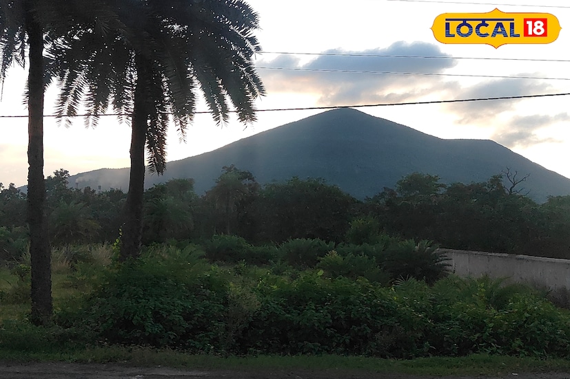 *পুরুলিয়া, শর্মিষ্ঠা ব্যানার্জি: ডিসেম্বরের শুরুতে যেভাবে জাঁকিয়ে শীত পড়েছিল, ক্রমশ কমছে শীতের দাপট। তাপমাত্রার পারদ ধীরে ধীরে বাড়ছে দক্ষিণে। তবে শীত কমলেও কুয়াশার দাপট লক্ষ্য করা যাচ্ছে। *পুরুলিয়া, শর্মিষ্ঠা ব্যানার্জি: ডিসেম্বরের শুরুতে যেভাবে জাঁকিয়ে শীত পড়েছিল, ক্রমশ কমছে শীতের দাপট। তাপমাত্রার পারদ ধীরে ধীরে বাড়ছে দক্ষিণে। তবে শীত কমলেও কুয়াশার দাপট লক্ষ্য করা যাচ্ছে।